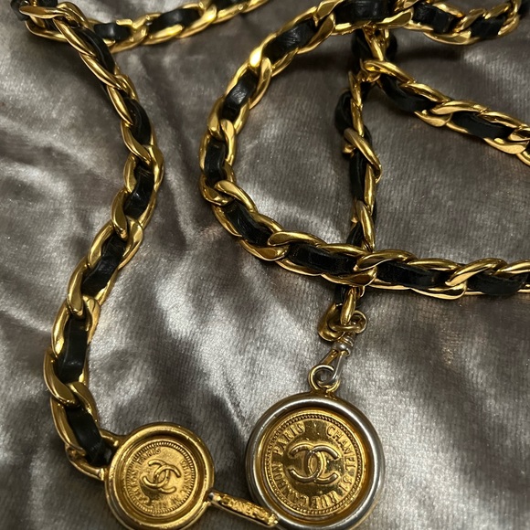 Vintage Chanel Belt - Picture 3 of 4